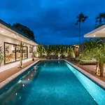 Villa Batik - Brand New & Stylish 3Br Villa In Seminyak!