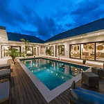 Villa Batik - Brand New & Stylish 3Br Villa In Seminyak!