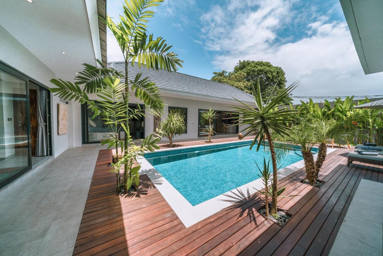 Villa Batik - Brand New & Stylish 3br In Seminyak!