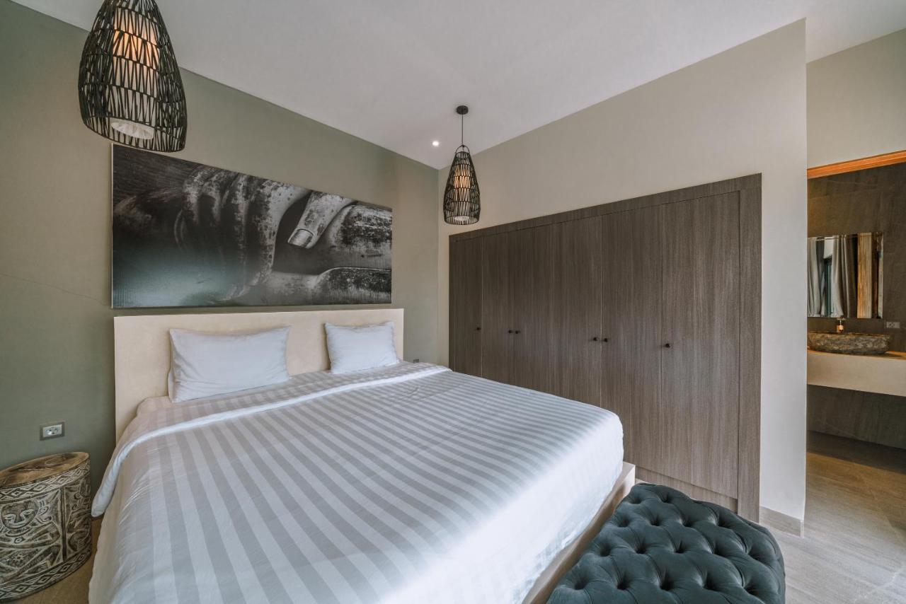 Batik - Brand New & Stylish 3br In Seminyak! Villa