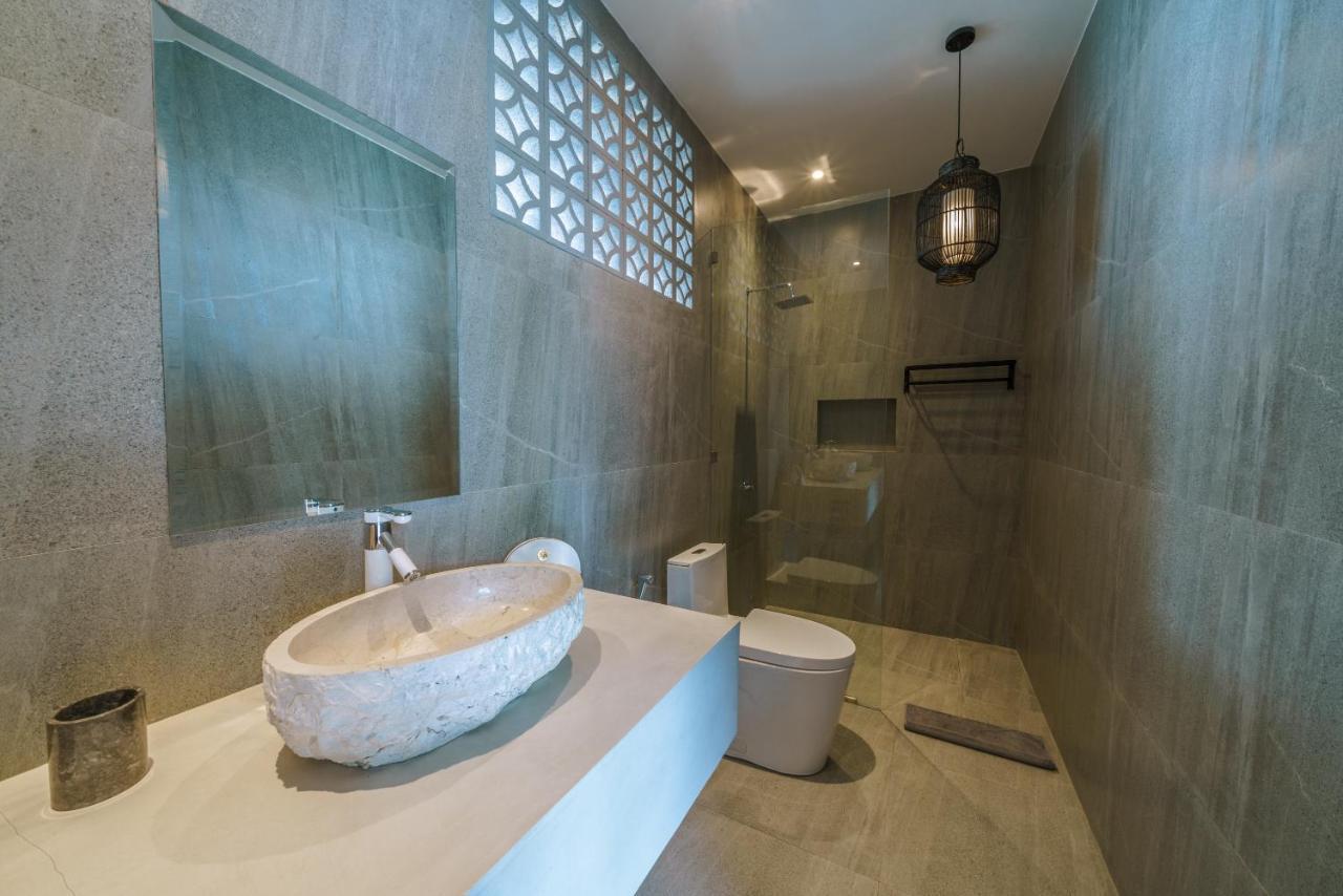 Batik - Brand New & Stylish 3br In Seminyak! Villa