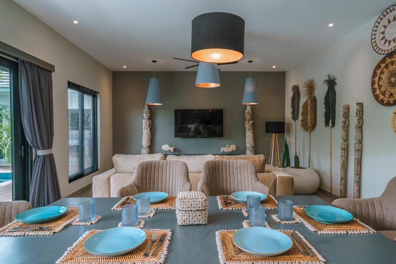 Batik - Brand New & Stylish 3br In Seminyak! Villa *