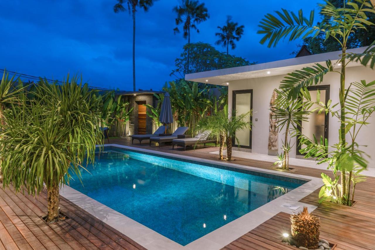 Batik - Brand New & Stylish 3br In Seminyak! Villa