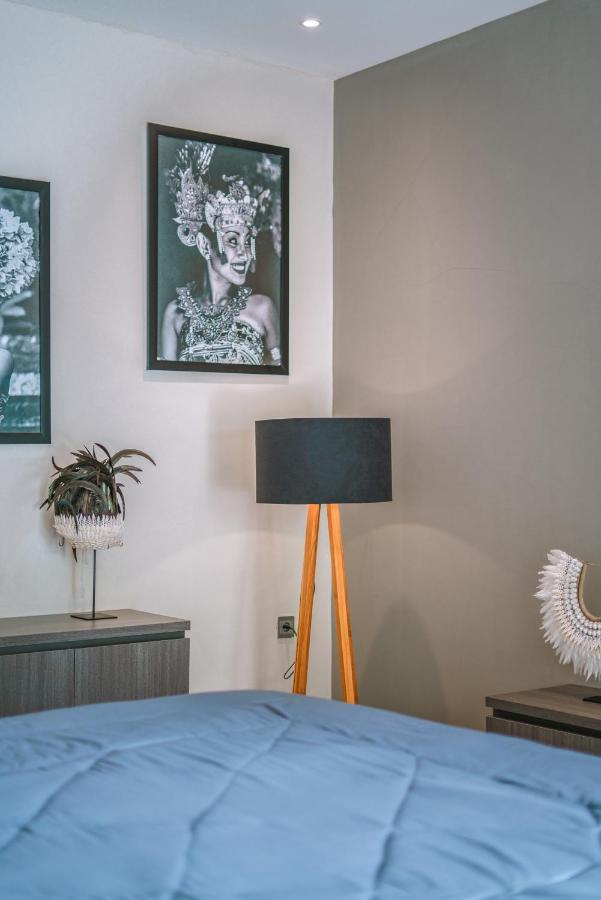 Batik - Brand New & Stylish 3br In Seminyak! Villa *
